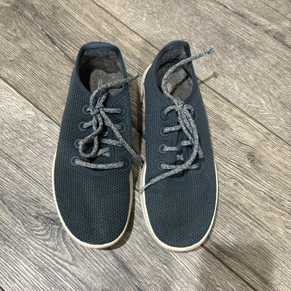 • AllBirds • Women’s Tree Runners Marine Blue / Gray
 9 Lace Up Sneakers - Picture 2 of 6